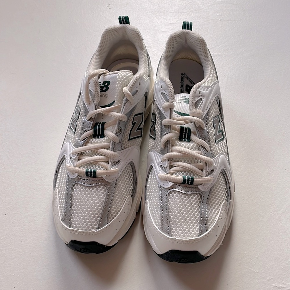 New Balance 530 Sneakers NWT